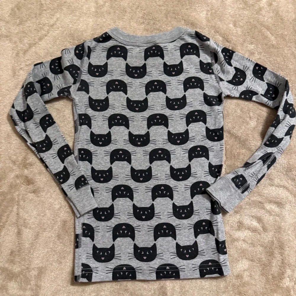 Hanna Andersson Kids Gray Black Cat Organic Cotton Pajama Set 120 cm US 6-7 FW19